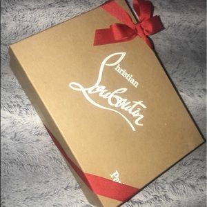IRiza 100 Black Patent leather Christian Louboutin